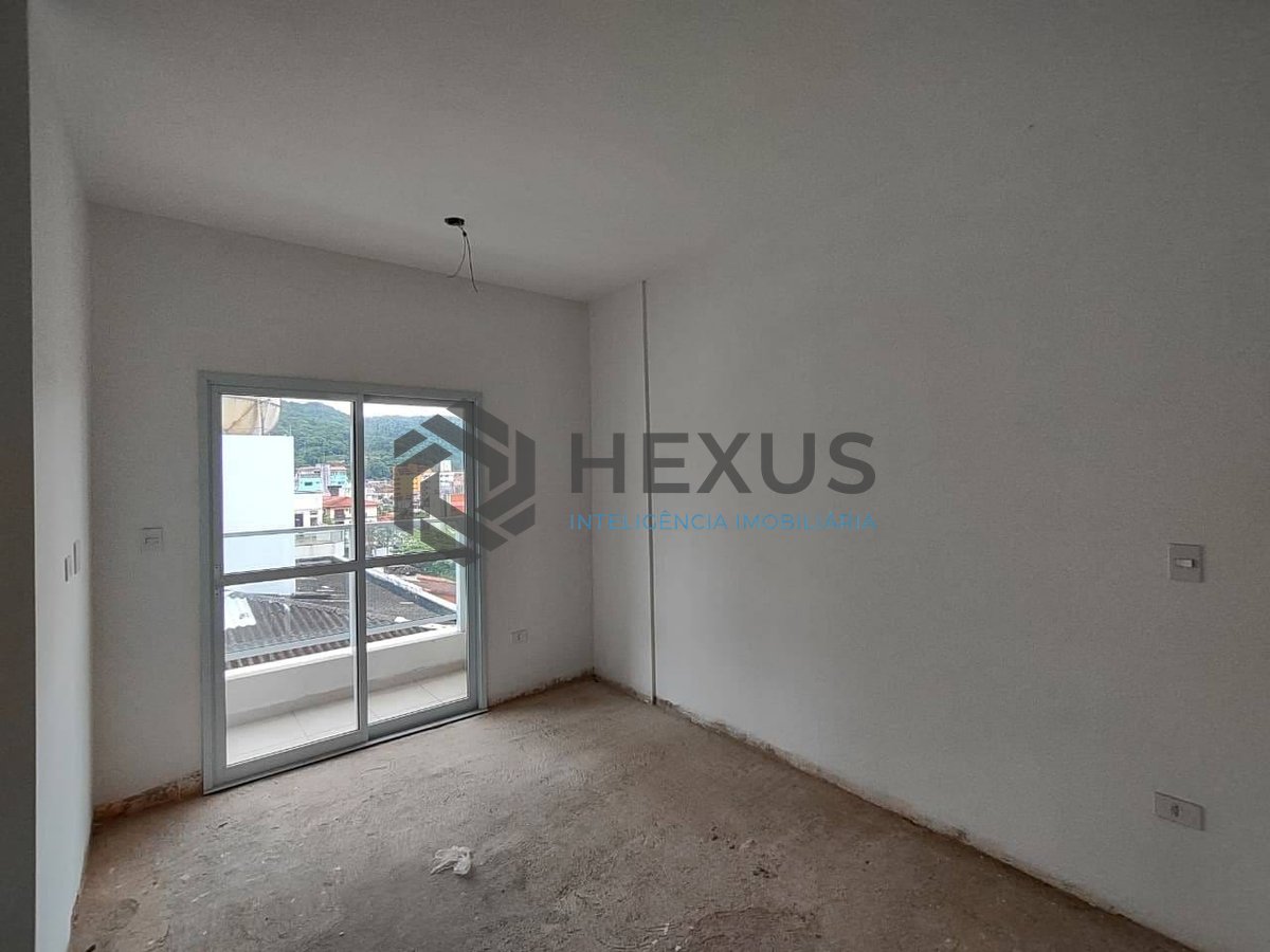 Foto 3 de Apartamento com varanda e lazer na Praia da Enseada, Guaruja