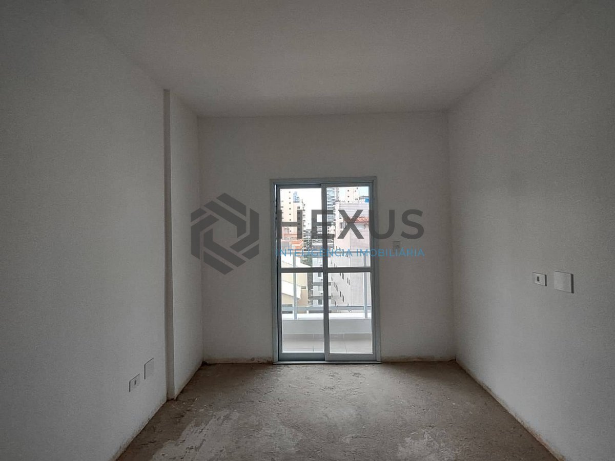 Foto 10 de Apartamento com varanda e lazer na Praia da Enseada, Guaruja