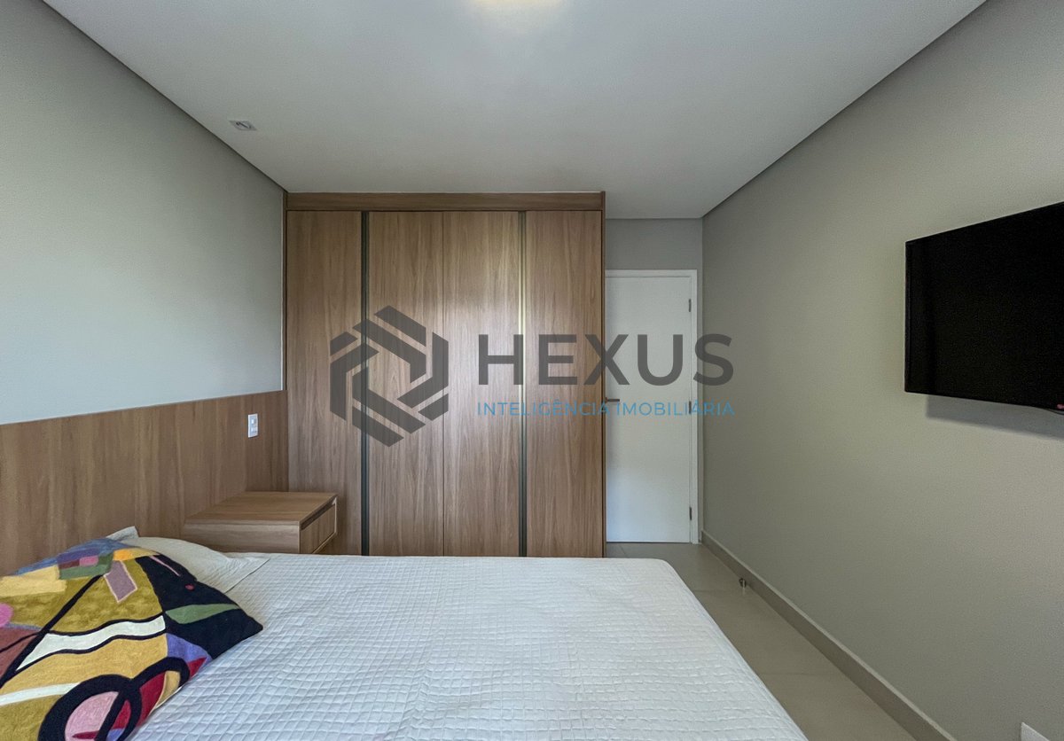 Foto 12 de Apartamento reformado com varanda vista mar e lazer na beira mar da Praia das Asturias, Guaruja