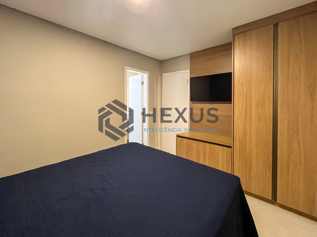 Foto 17 de Apartamento reformado com varanda vista mar e lazer na beira mar da Praia das Asturias, Guaruja