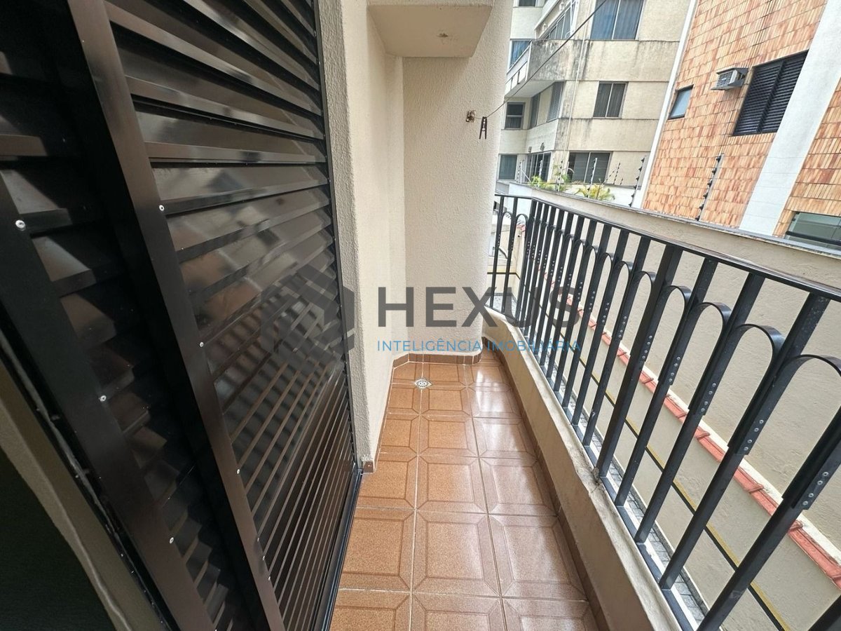 Foto 11 de Apartamento com varanda na Praia da Enseada, Guaruja