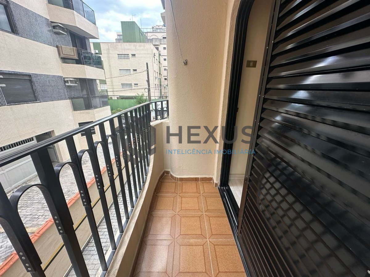 Foto 12 de Apartamento com varanda na Praia da Enseada, Guaruja