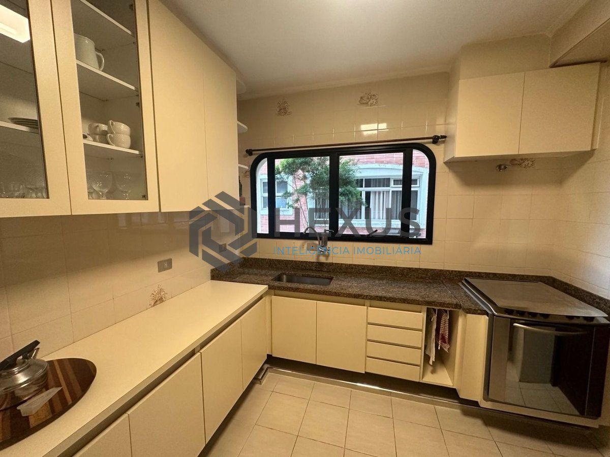 Foto 15 de Apartamento com varanda na Praia da Enseada, Guaruja