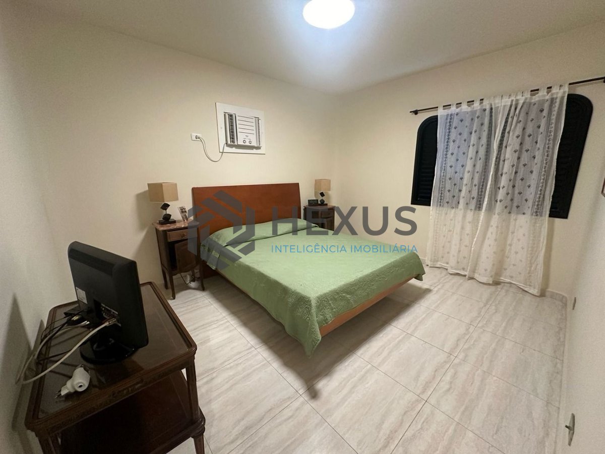Foto 5 de Apartamento com varanda na Praia da Enseada, Guaruja