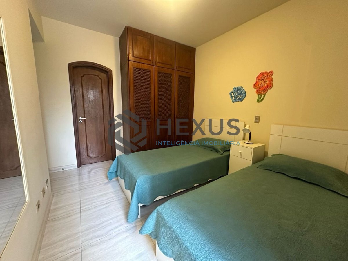 Foto 9 de Apartamento com varanda na Praia da Enseada, Guaruja
