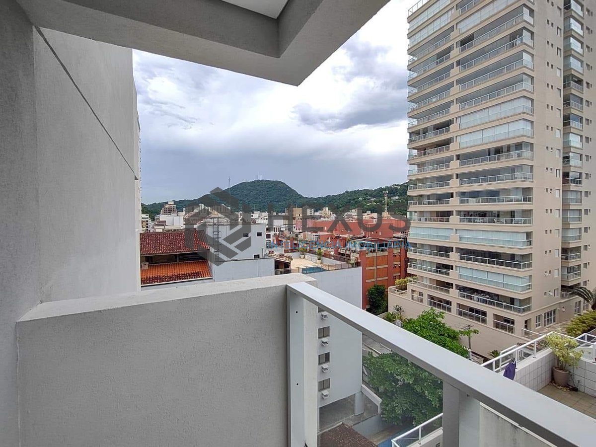 Foto 13 de Apartamento com varanda e lazer na Praia da Enseada, Guaruja