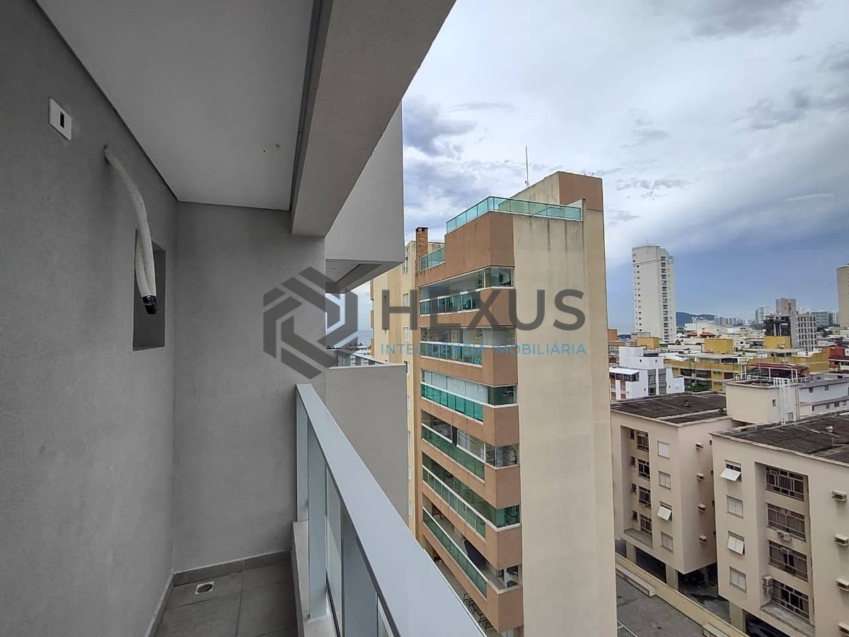 Foto 12 de Apartamento com varanda e lazer na Praia da Enseada, Guaruja