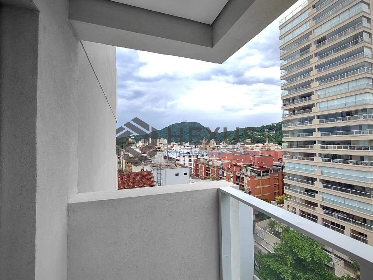 Foto 7 de Apartamento com varanda e lazer na Praia da Enseada, Guaruja
