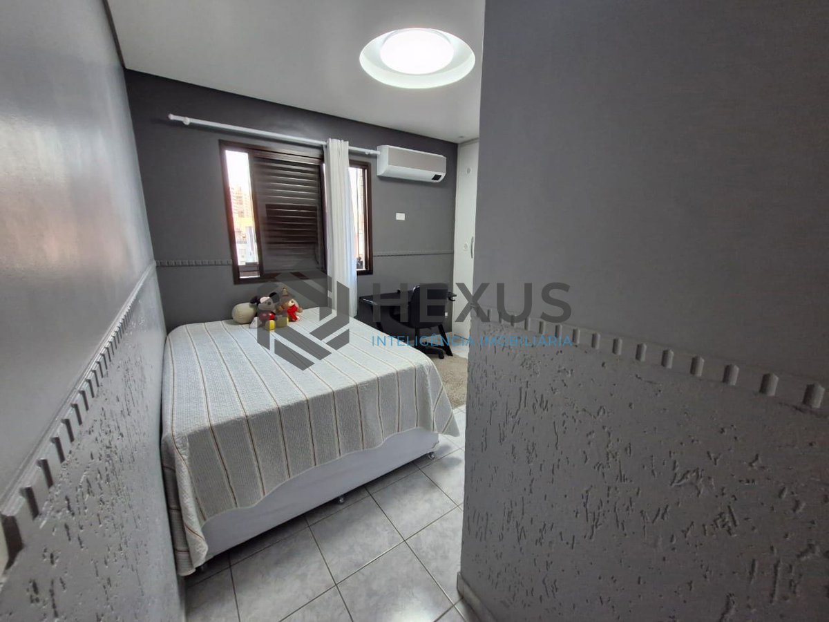 Foto 11 de Apartamento com varanda e lazer na Praia das Astúrias à venda, Guarujá