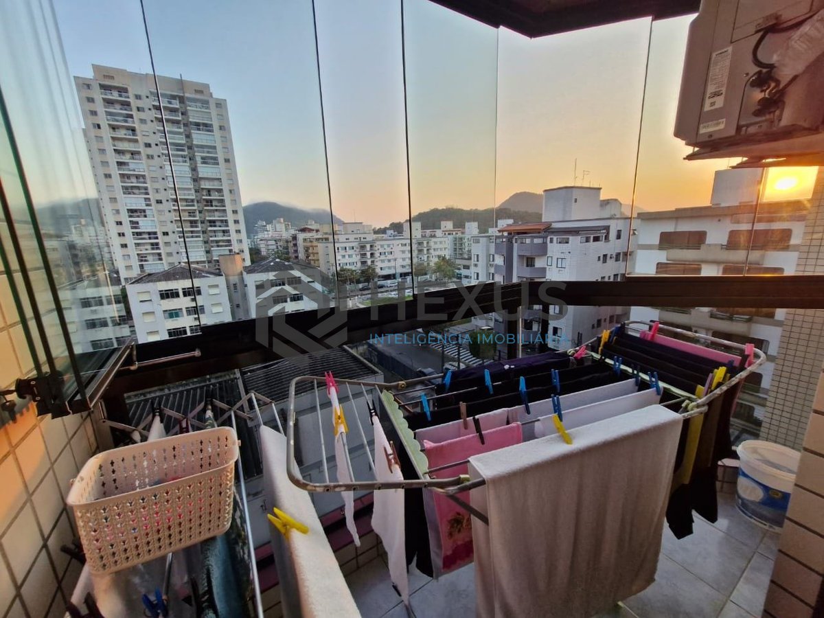 Foto 13 de Apartamento com varanda e lazer na Praia das Astúrias à venda, Guarujá