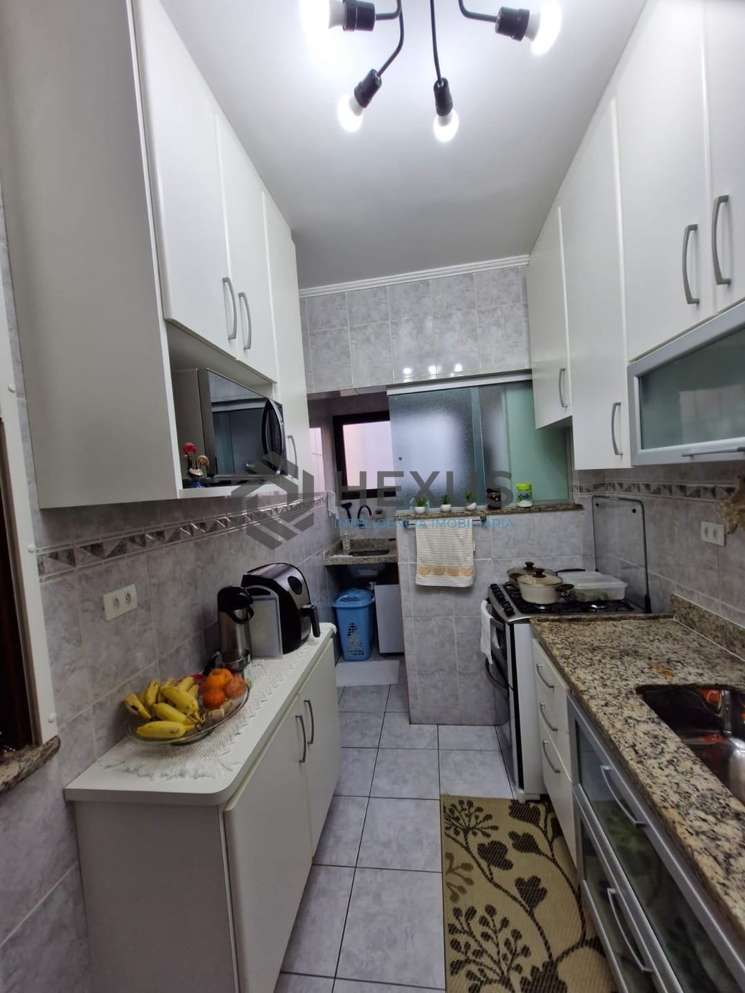 Foto 16 de Apartamento com varanda e lazer na Praia das Astúrias à venda, Guarujá