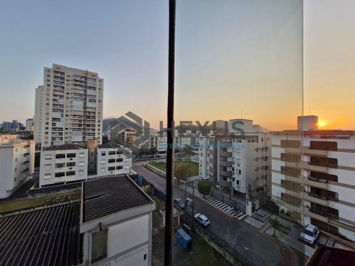 Foto 17 de Apartamento com varanda e lazer na Praia das Astúrias à venda, Guarujá