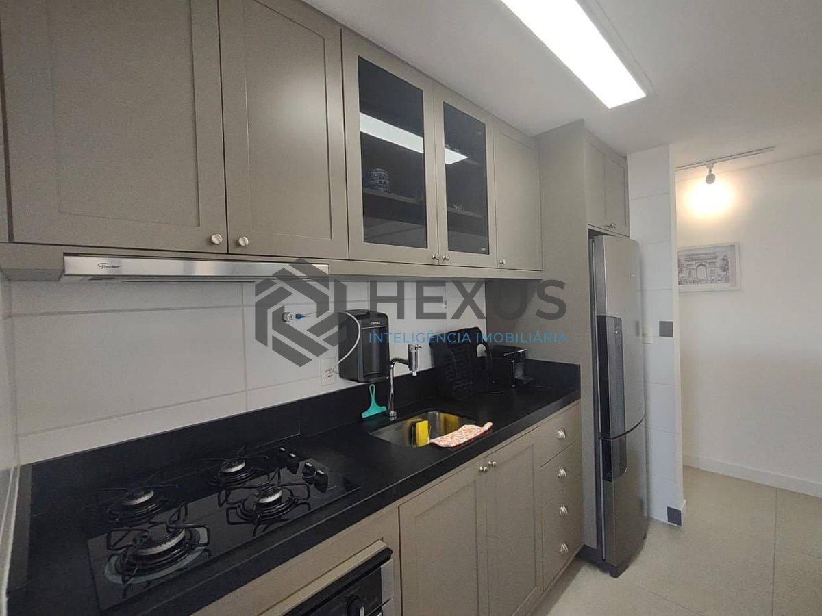 Foto 22 de Apartamento com varanda gourmet vista mar na Praia da Enseada, Guaruja