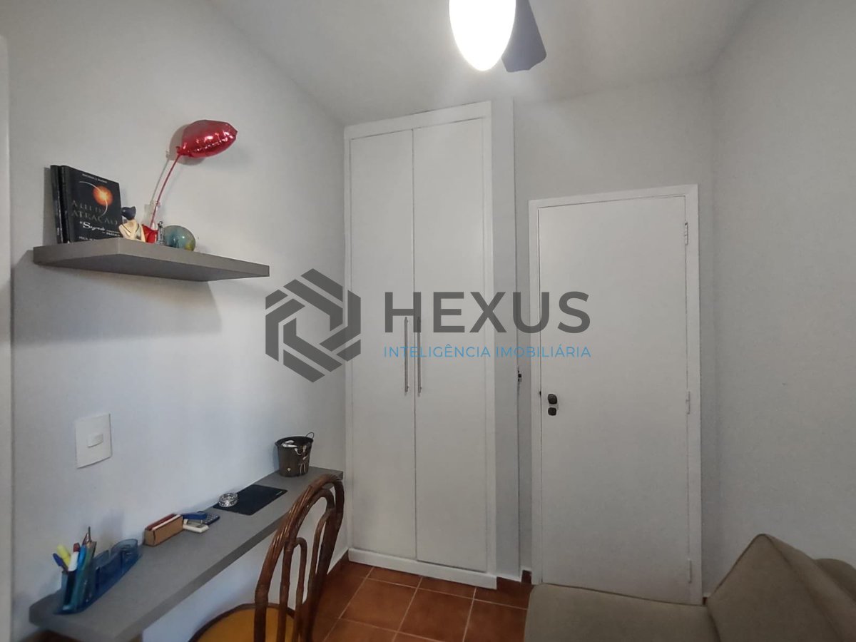 Foto 12 de Apartamento com varanda na Praia da Enseada, Guaruja