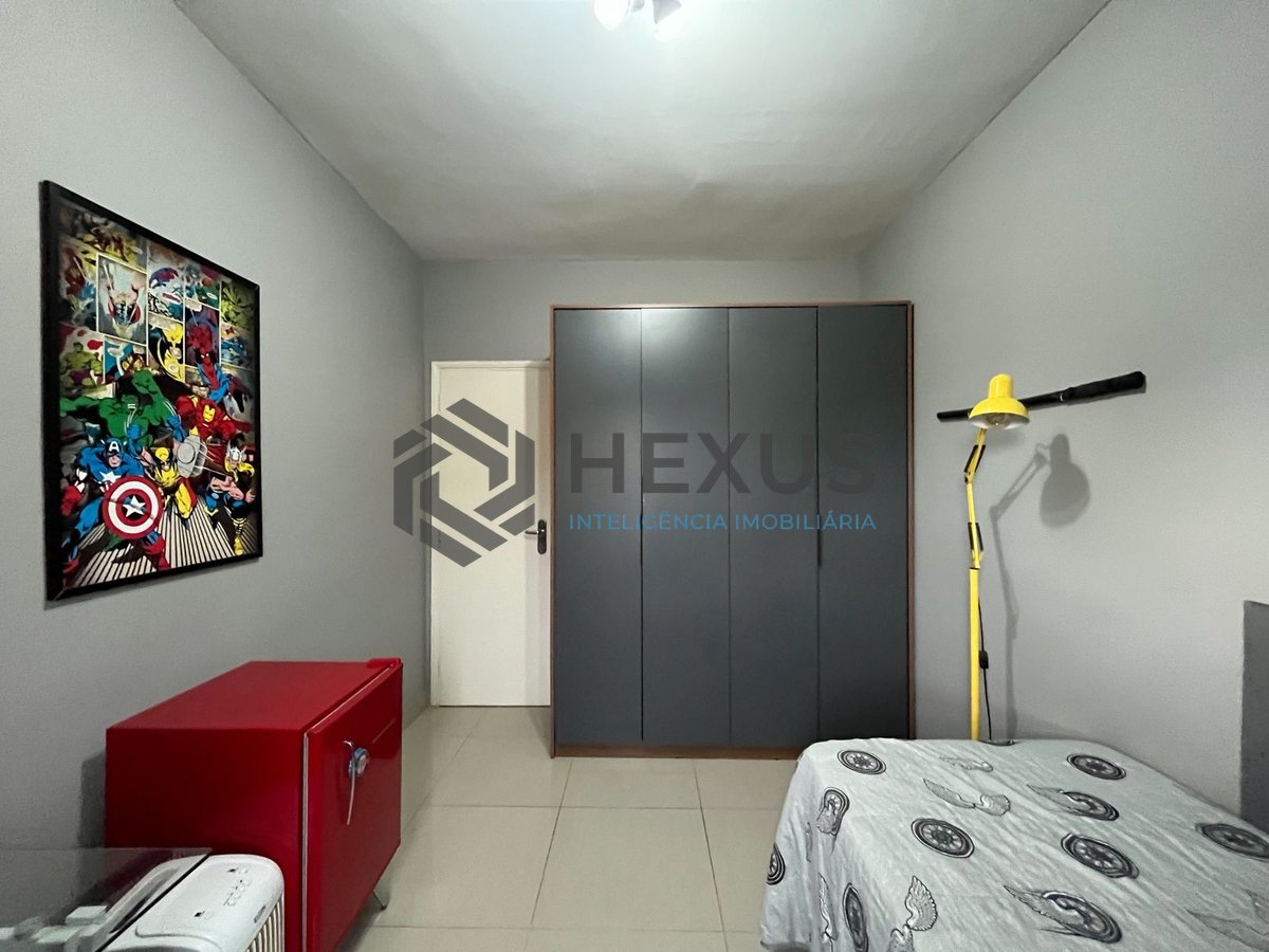 Foto 18 de Apartamento reformado com piscina e churrasqueira na Praia da Enseada, Guaruja