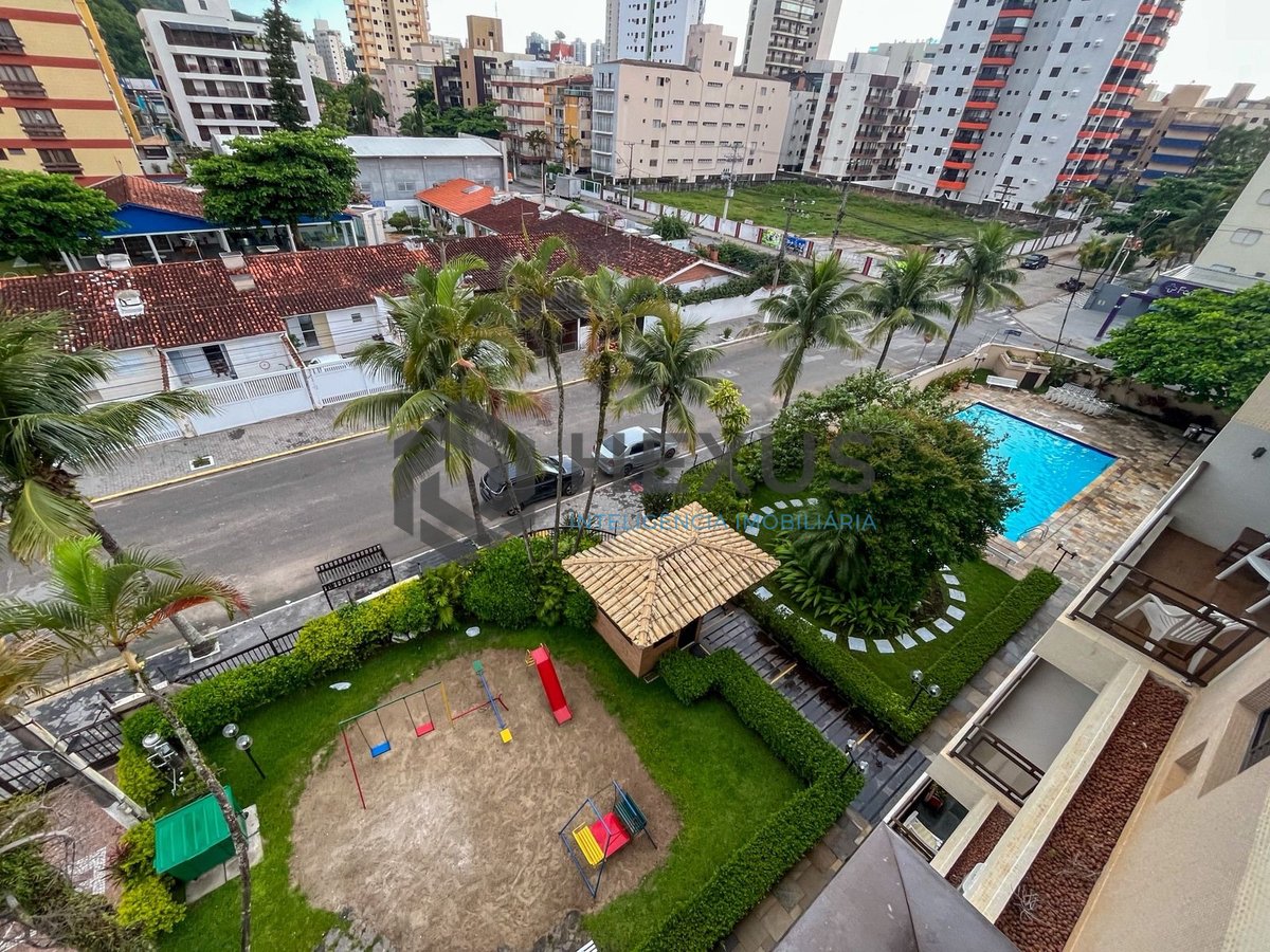 Foto 26 de Apartamento reformado com piscina e churrasqueira na Praia da Enseada, Guaruja