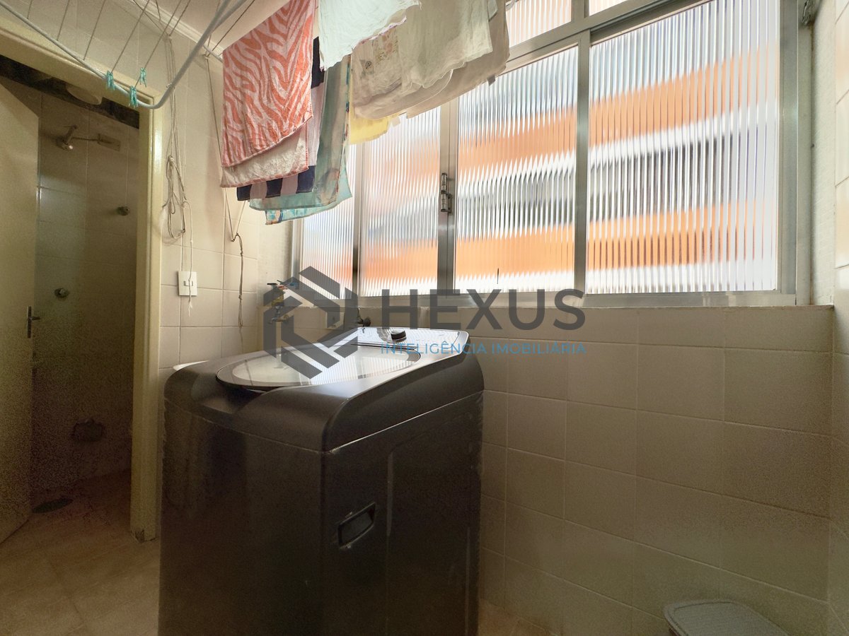 Foto 31 de Apartamento com varanda e lazer na Praia do Tombo, Guaruja