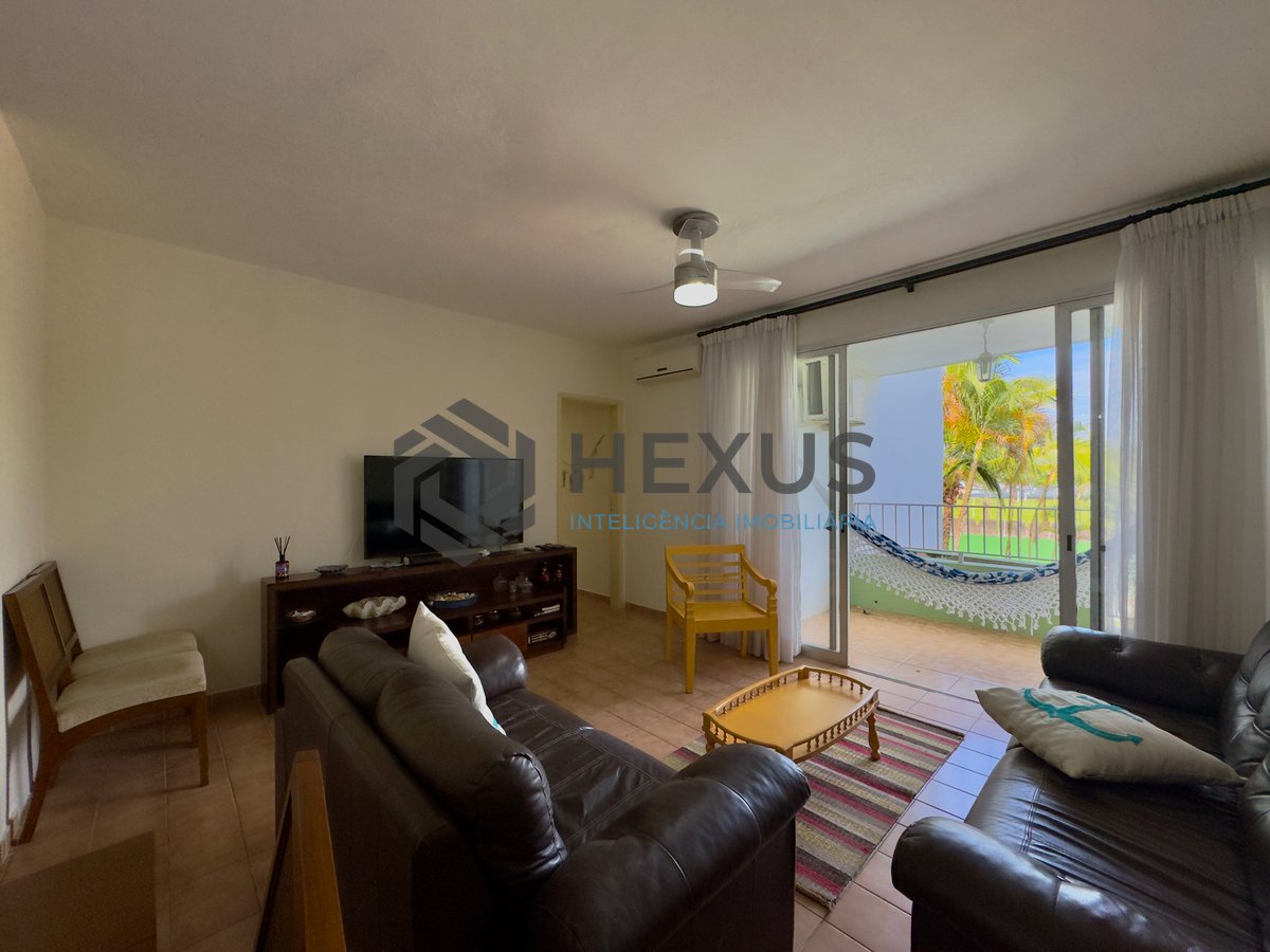 Foto 6 de Apartamento com varanda e lazer na Praia do Tombo, Guaruja