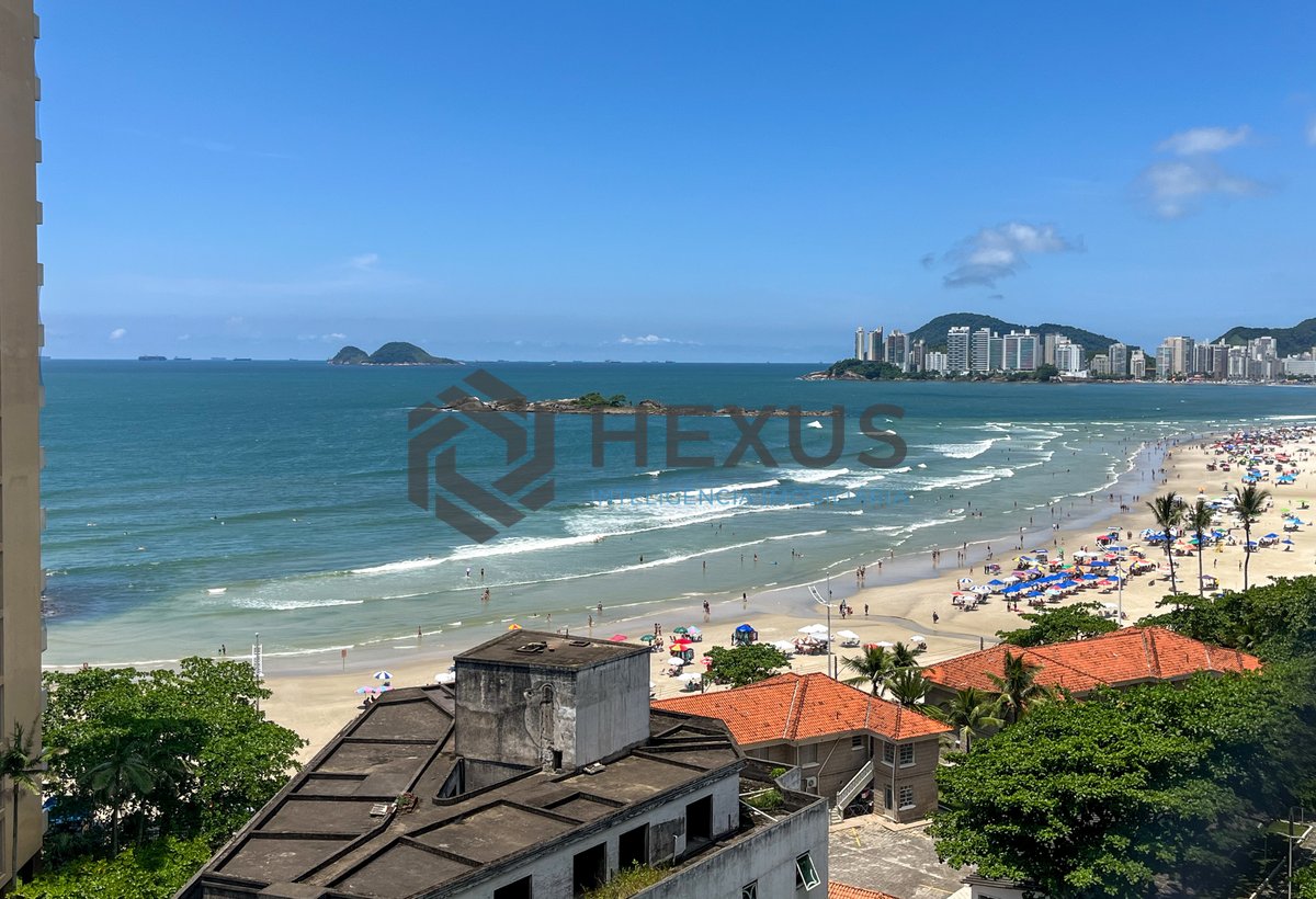 Foto 11 de Apartamento frente mar com varanda na Praia das Pitangueiras, Guaruja