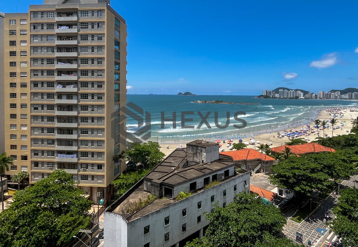 Foto 15 de Apartamento frente mar com varanda na Praia das Pitangueiras, Guaruja