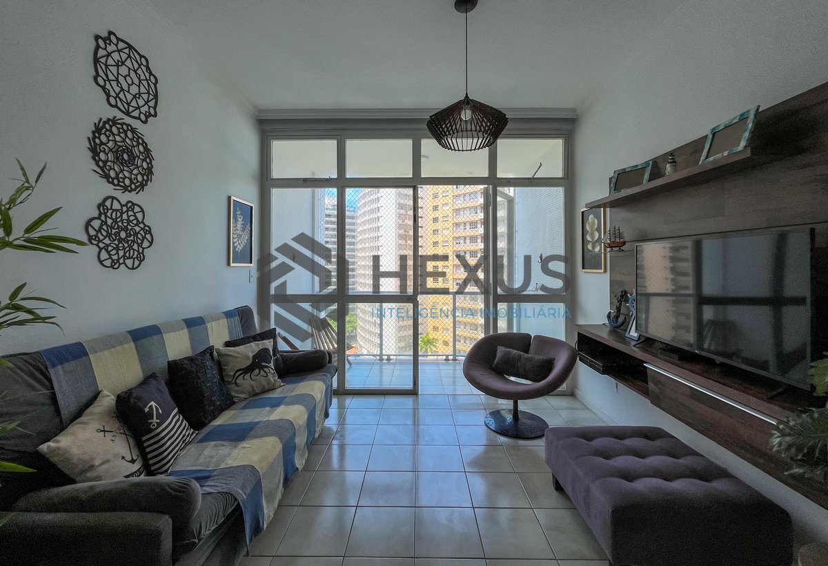 Foto 8 de Apartamento frente mar com varanda na Praia das Pitangueiras, Guaruja