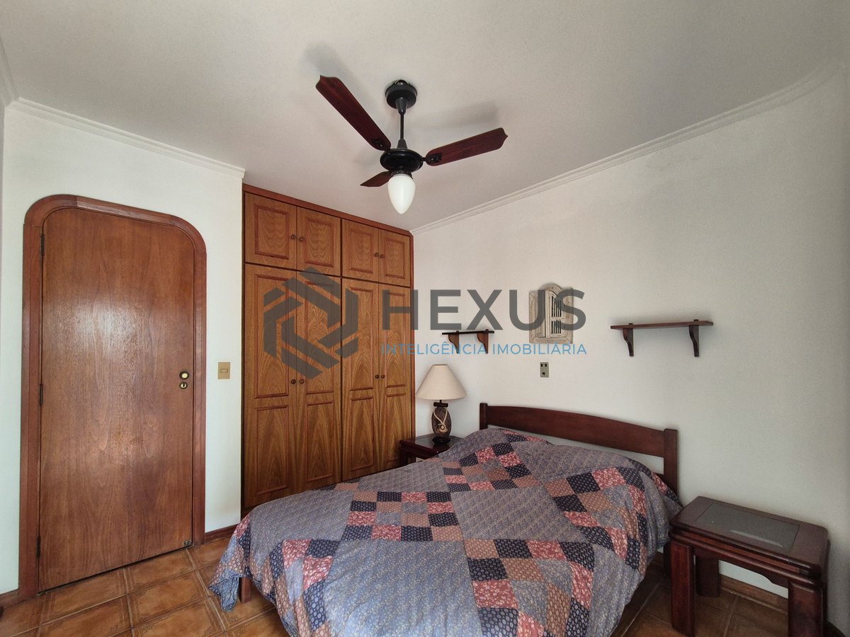 Foto 11 de Apartamento com varanda e lazer nas Pitangueiras, Guarujá