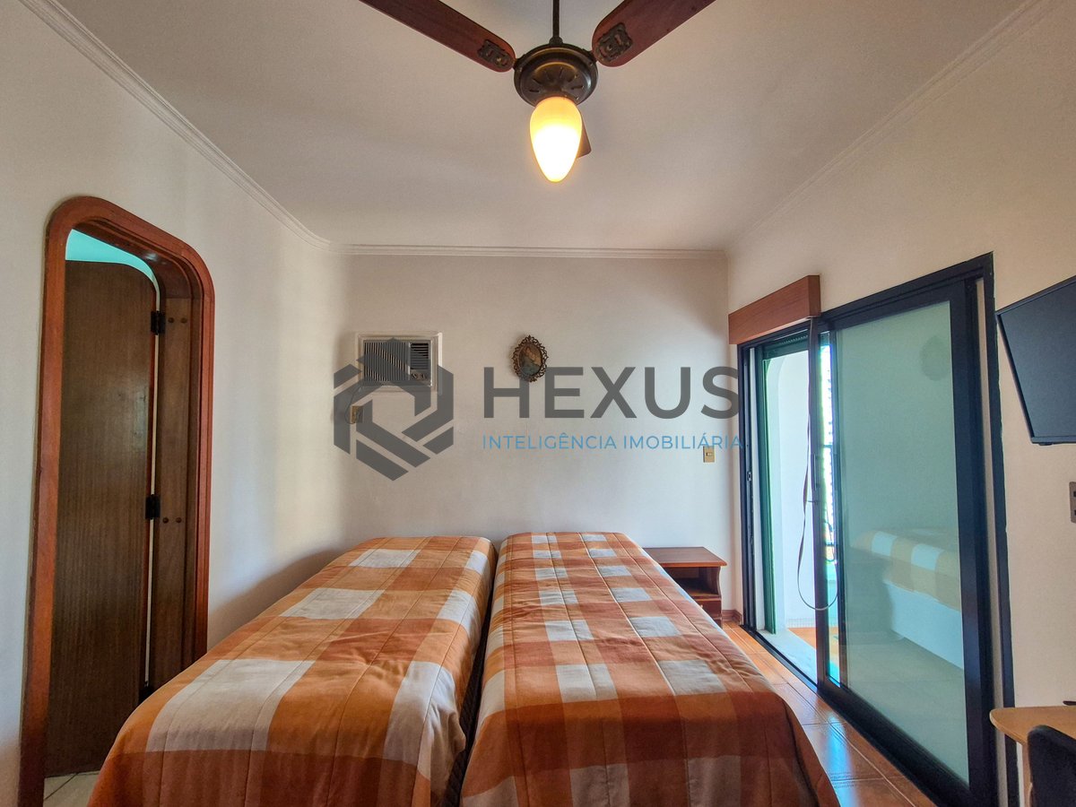 Foto 19 de Apartamento com varanda e lazer nas Pitangueiras, Guarujá