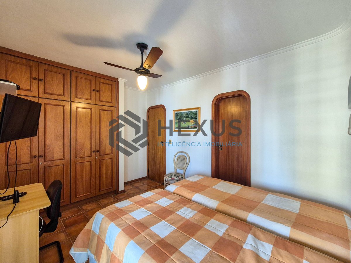 Foto 22 de Apartamento com varanda e lazer nas Pitangueiras, Guarujá
