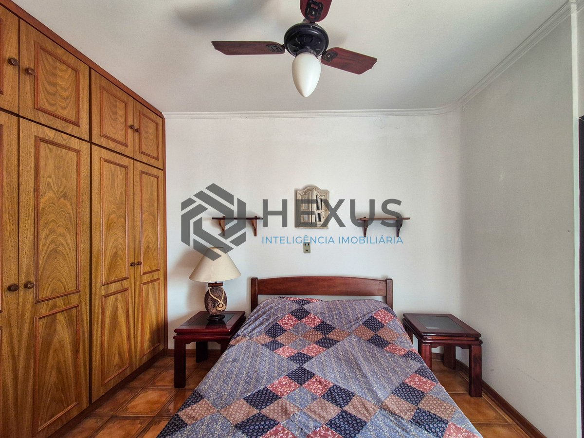 Foto 9 de Apartamento com varanda e lazer nas Pitangueiras, Guarujá