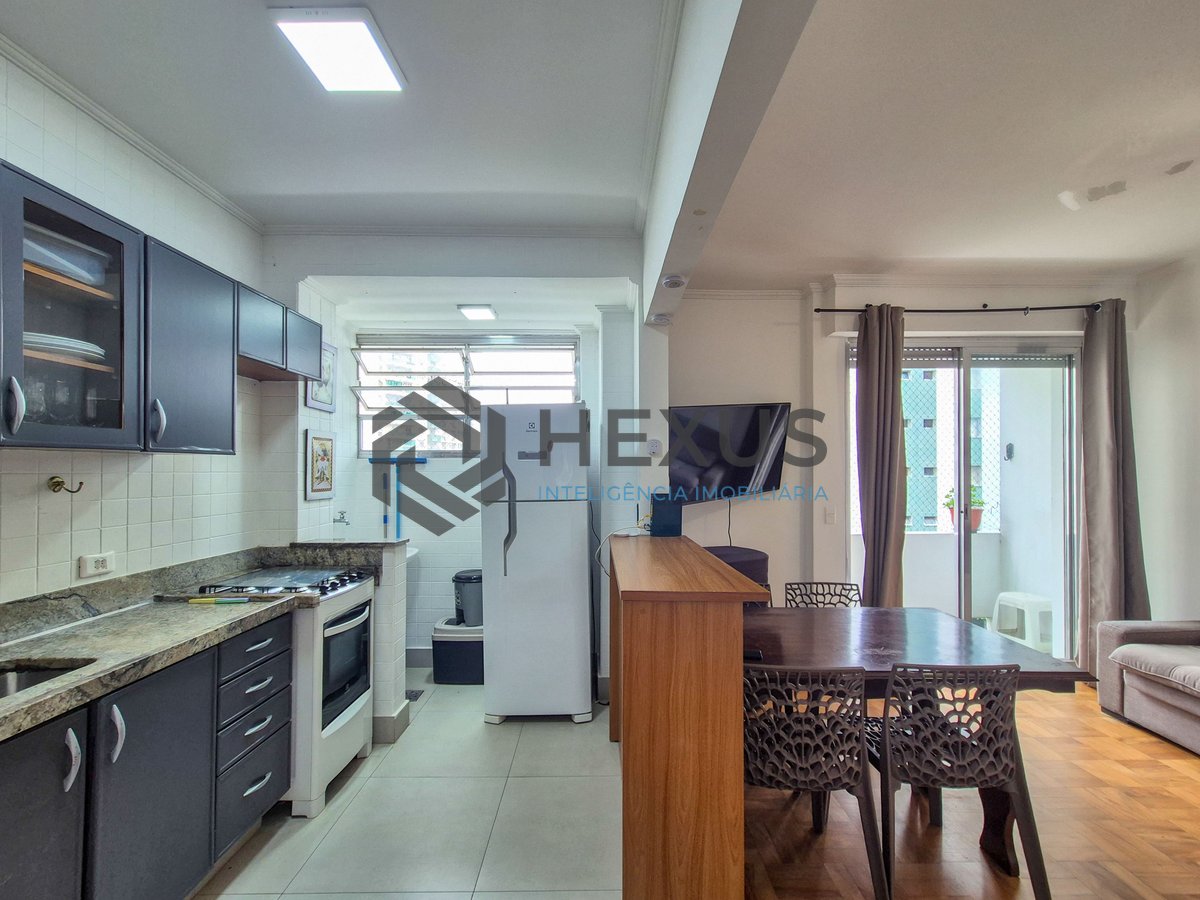 Foto 13 de Apartamento reformado com vista mar a 1 quadra da praia nas Pitangueiras, Guarujá
