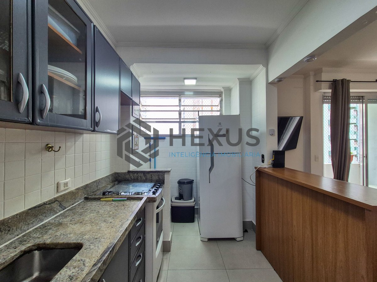 Foto 14 de Apartamento reformado com vista mar a 1 quadra da praia nas Pitangueiras, Guarujá