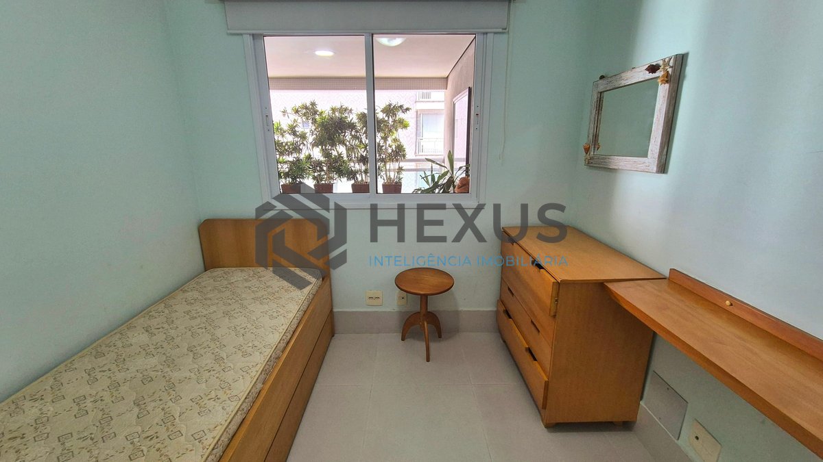 Foto 8 de Apartamento reformado com varanda gourmet e vista mar na Praia das Asturias, Guaruja