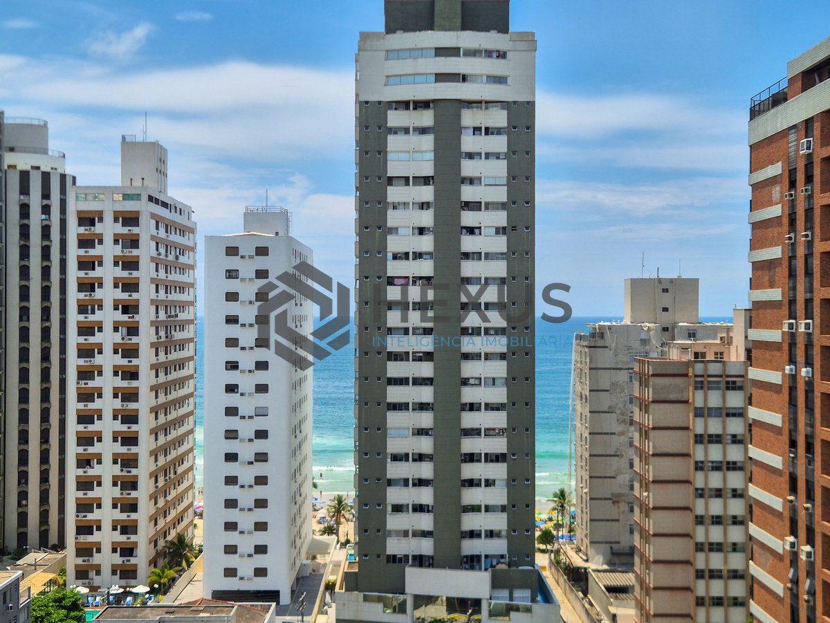 Foto 2 de Apartamento com varanda vista mar e lazer na Praia das Asturias, Guaruja