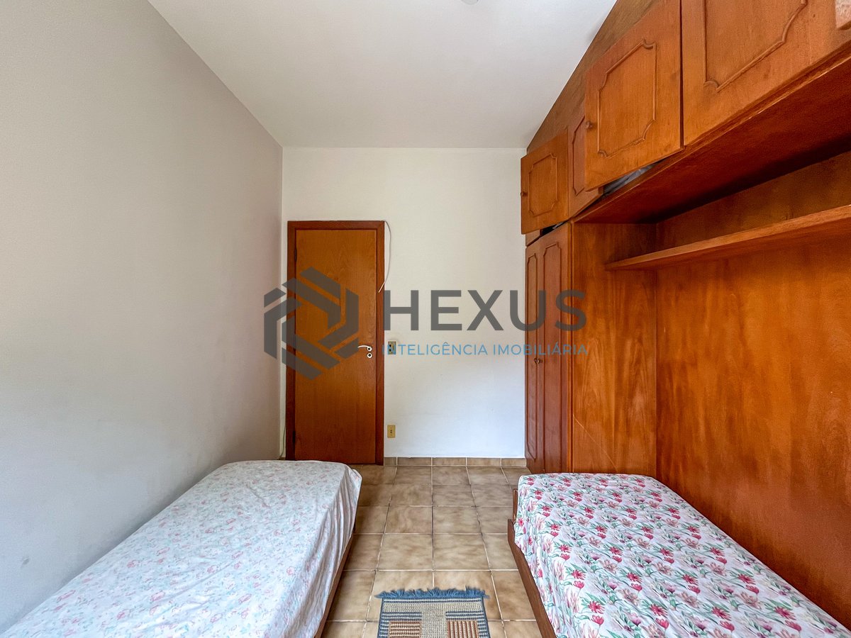 Foto 20 de Apartamento com varanda e lazer na Praia das Pitangueiras, Guaruja