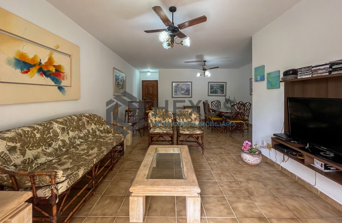 Foto 7 de Apartamento com varanda e lazer na Praia das Pitangueiras, Guaruja
