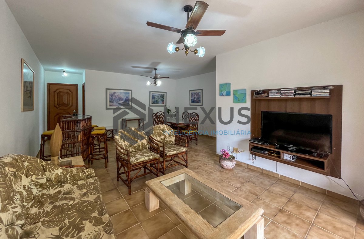 Foto 8 de Apartamento com varanda e lazer na Praia das Pitangueiras, Guaruja
