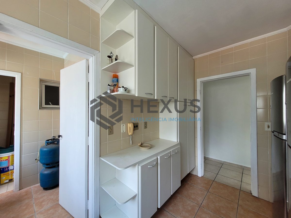 Foto 25 de Apartamento com varanda e vista mar na Praia das Asturias, Guaruja