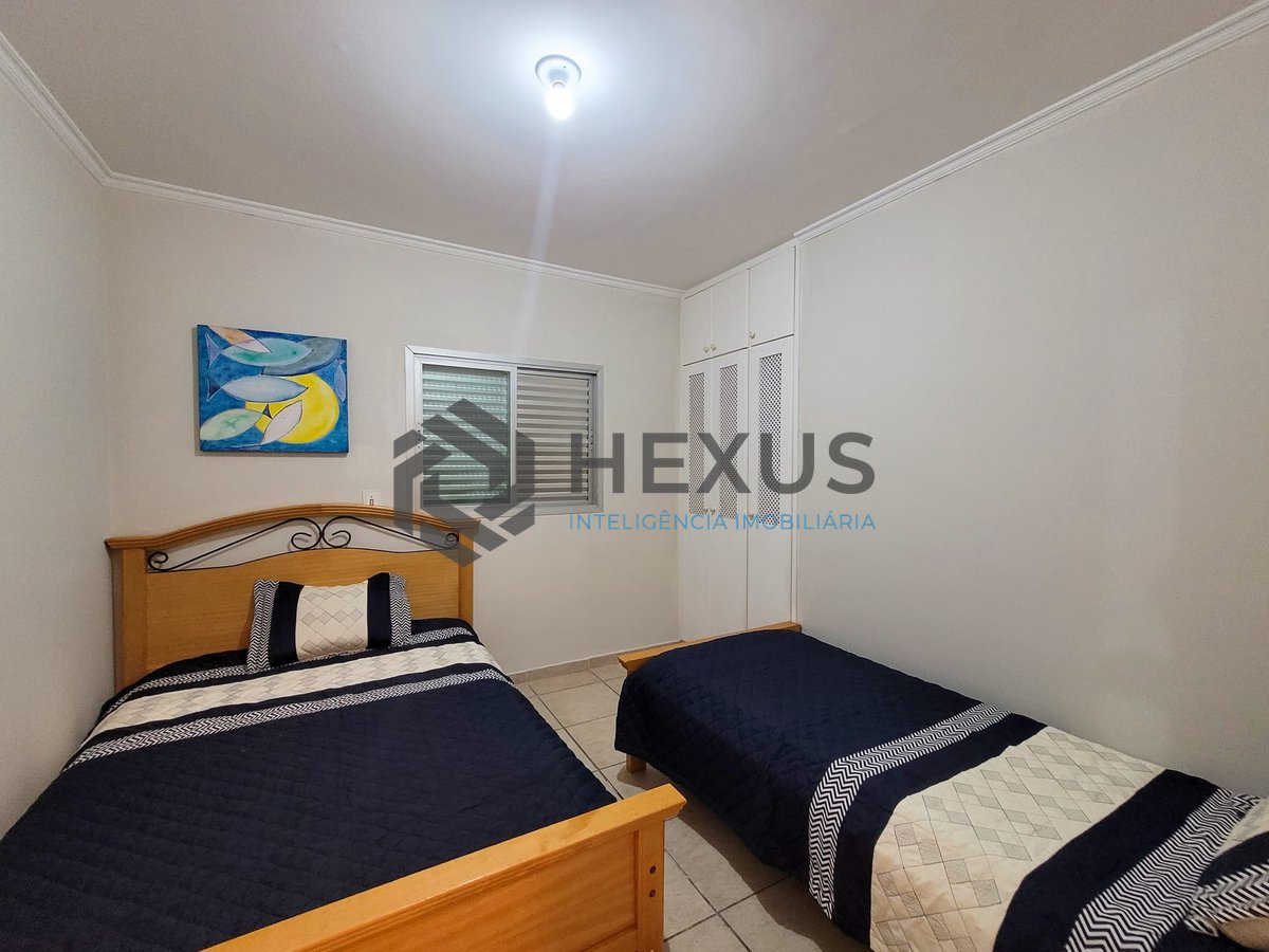 Foto 10 de Apartamento com varanda e vista mar na Praia das Asturias, Guaruja