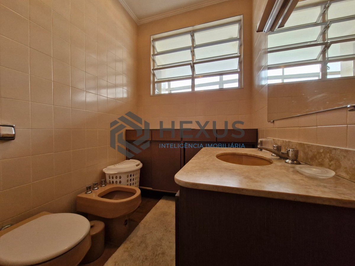 Foto 23 de Apartamento reformado frente mar na Praia das Pitangueiras, Guaruja
