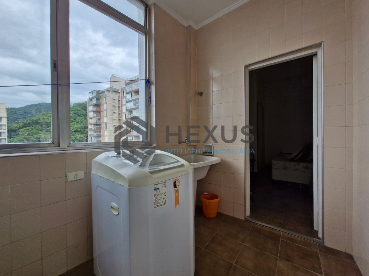 Foto 29 de Apartamento reformado frente mar na Praia das Pitangueiras, Guaruja