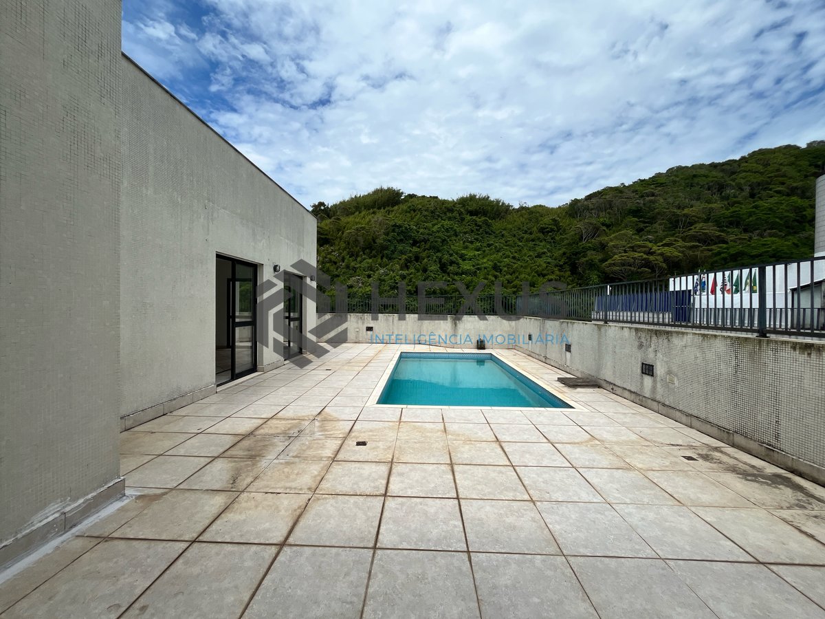 Foto 24 de Cobertura com piscina e varanda gourmet a uma quadra da Praia das Pitangueiras, Guaruja