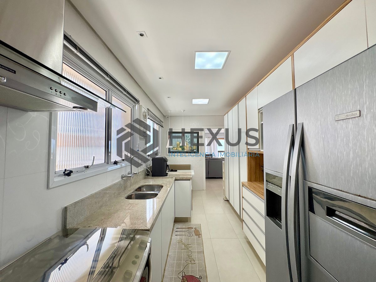 Foto 32 de Apartamento reformado com varanda vista mar e lazer na Praia das Asturias, Guaruja