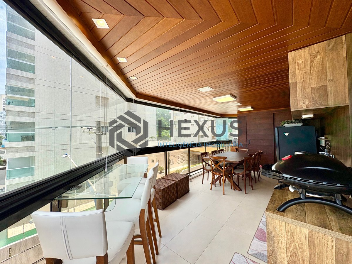 Foto 5 de Apartamento reformado com varanda vista mar e lazer na Praia das Asturias, Guaruja