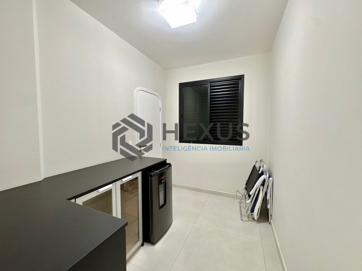 Foto 20 de Apartamento com varanda na Praia da Enseada, Guaruja