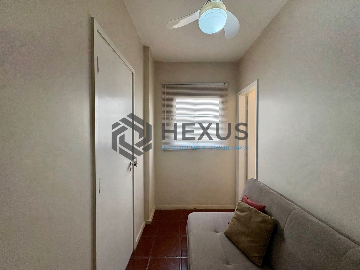 Foto 15 de Apartamento com varanda e lazer na Praia da Enseada, Guaruja