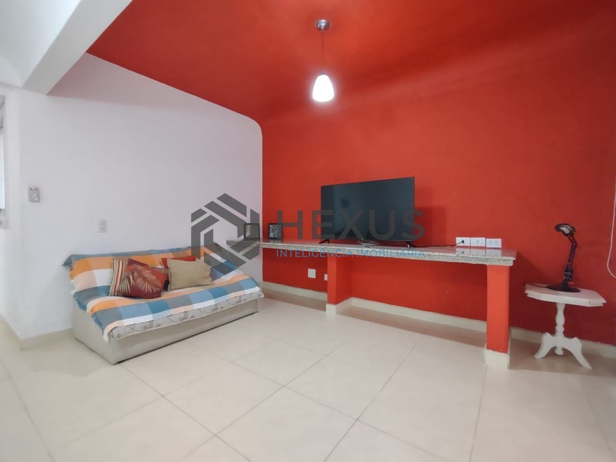 Foto 4 de Apartamento com varanda na Praia da Enseada, Guaruja