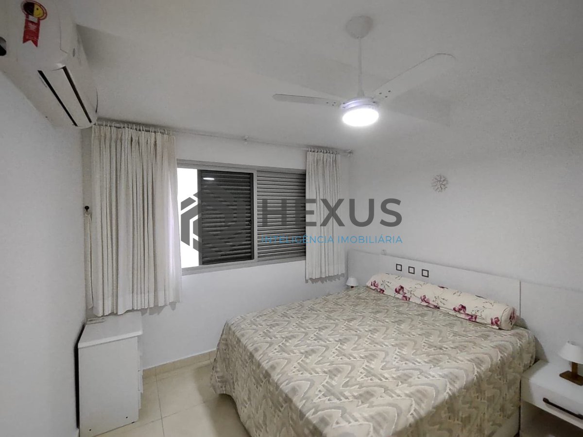 Foto 10 de Apartamento com varanda na Praia da Enseada, Guaruja