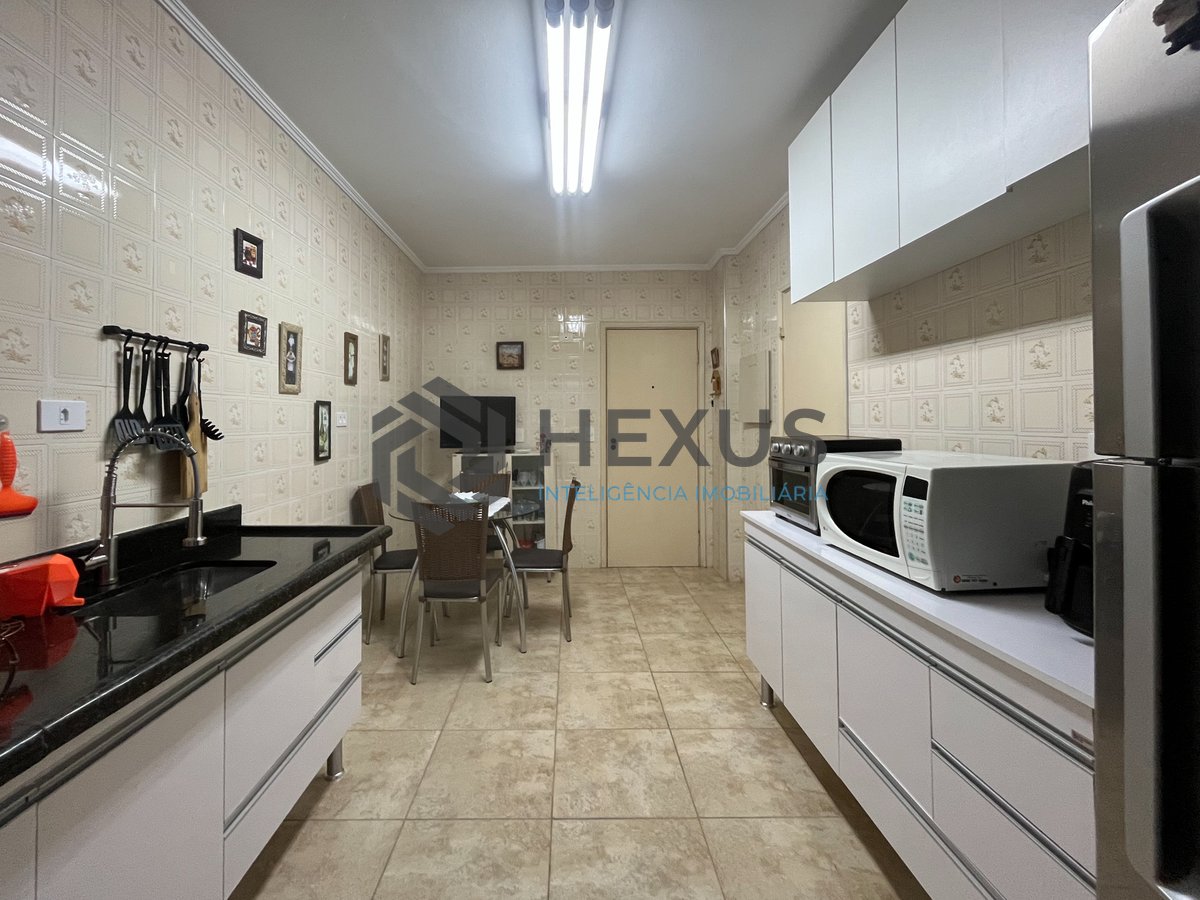 Foto 17 de Apartamento com varanda na Praia das Asturias, Guaruja