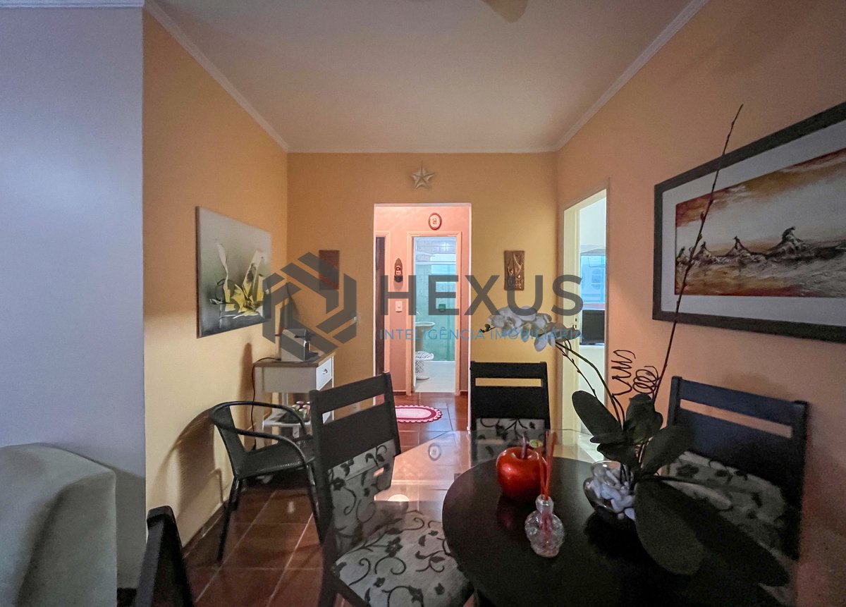Foto 4 de Apartamento com varanda na Praia das Asturias, Guaruja