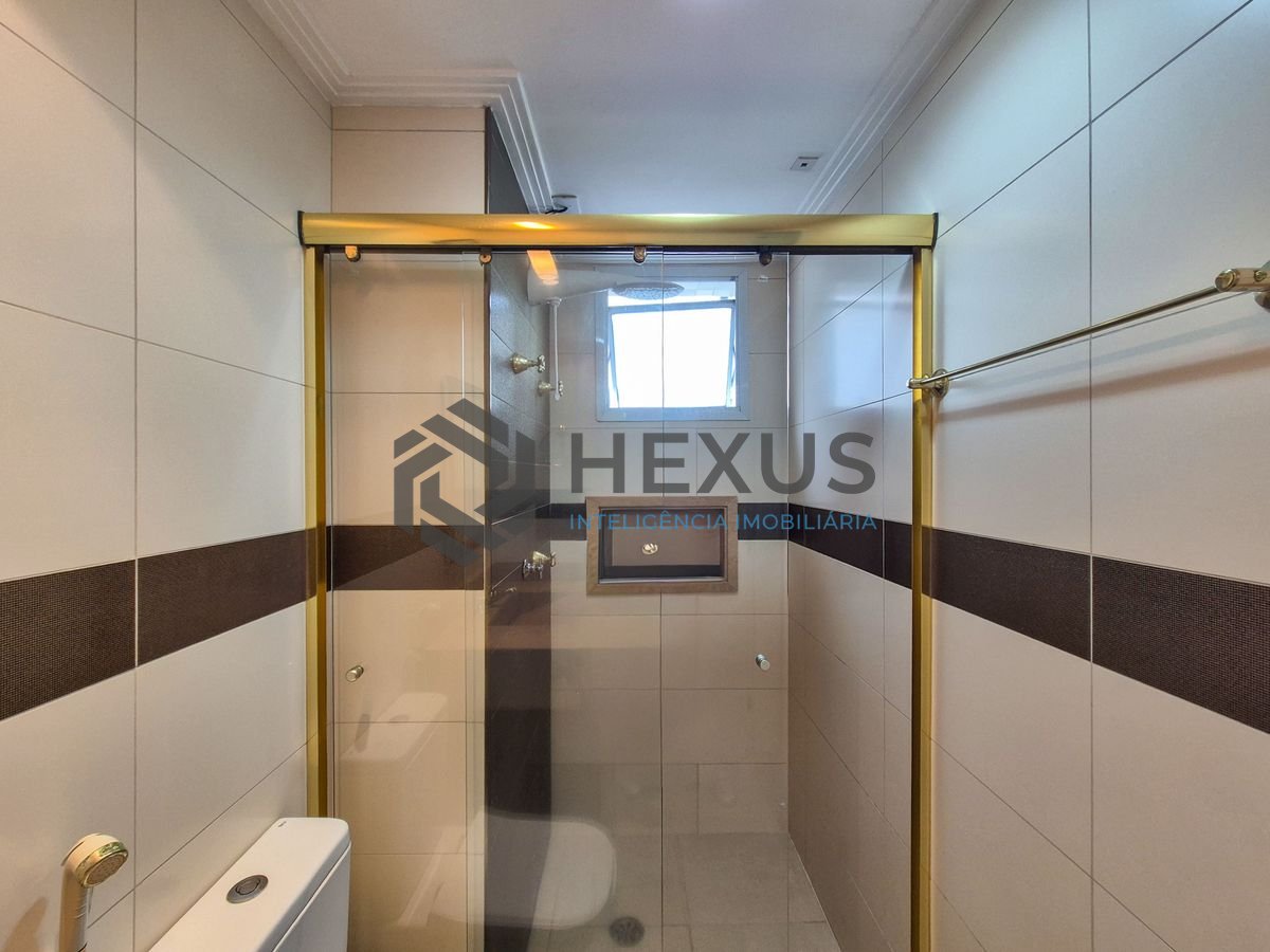 Foto 16 de Apartamento com varanda gourmet e lazer a 1 quadra da praia no Jardim Astúrias, Guarujá